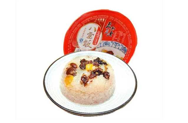 八寶飯專業(yè)包裝線:鎖住傳統(tǒng)美味,融合現(xiàn)代科技,開(kāi)啟美食新篇章!