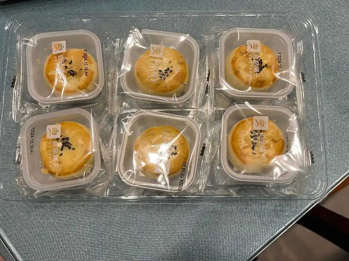 告別人工，擁抱高效：呂工機械自動化解決方案，破解蛋黃酥、月餅量產難題